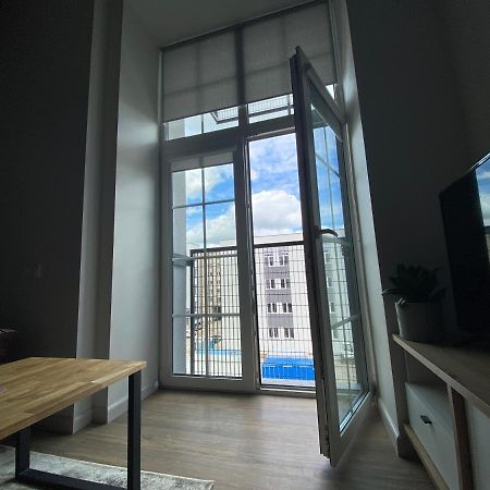 Radio City Loft Apartment Kaunas Luaran gambar